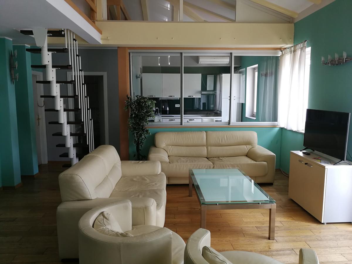 Apartments Zlatko Delic Ika Exterior photo